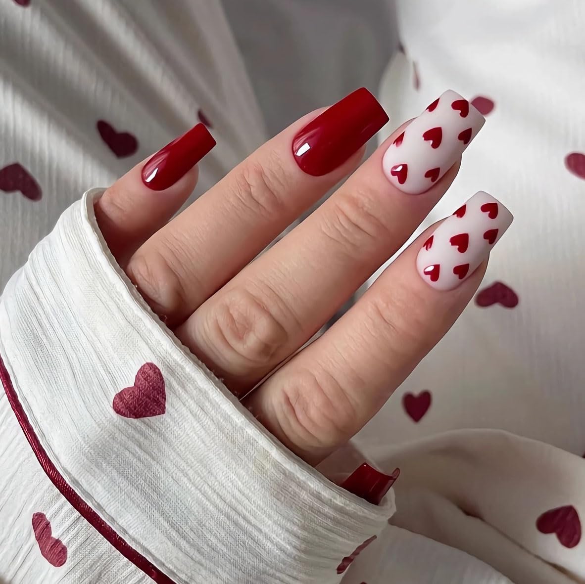 BABALAL Coffin Press on Nails Long Fake Nails White French Glue on Nails Glitter Rhinestone Flower Design Ballerina False Nails 24Pcs Shiny Acrylic Nails for Women and Girls