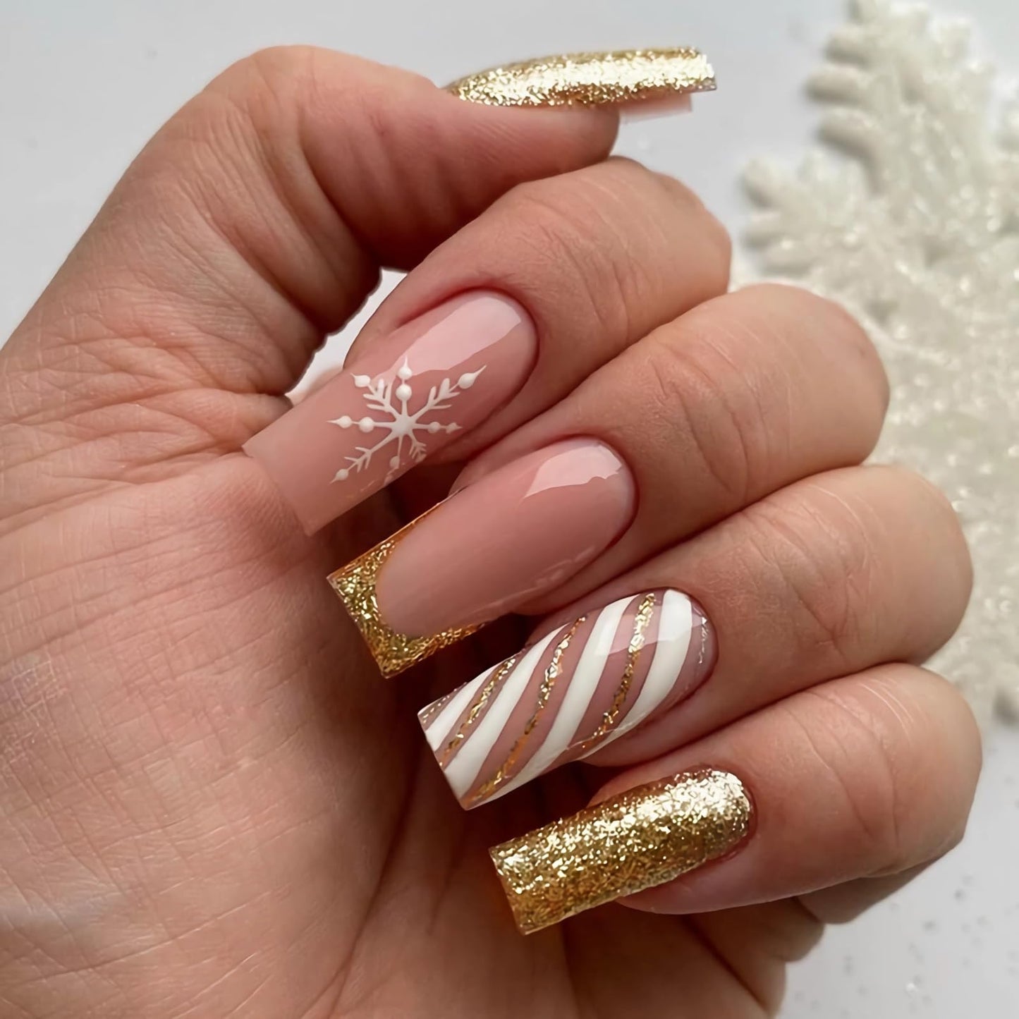 BABALAL Square Press on Nails Medium Fake Nails Sliver Glue on Nails Shiny Squoval Flower Stick on Nails for Women and Girls