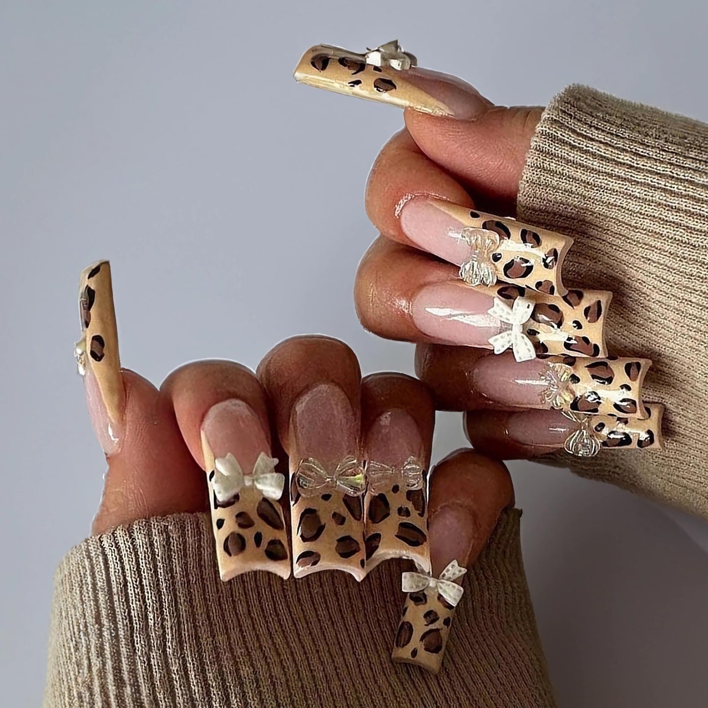 BABALAL Square Press on Nails Medium Fake Nails Sliver Glue on Nails Shiny Squoval Flower Stick on Nails for Women and Girls
